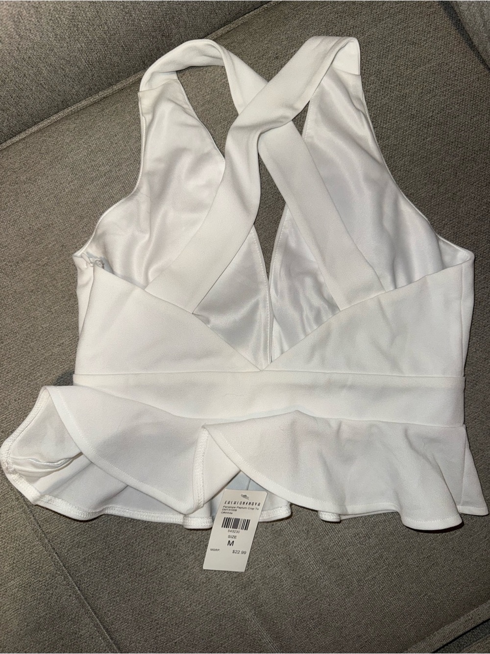 Cross-Back Halter Top - Picture 2 of 3